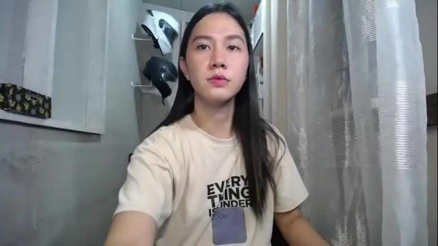 Image 4 of urasiantserika Stream on Chaturbate on 8 days ago