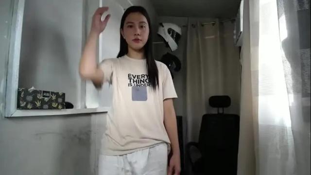 Image 2 of urasiantserika Stream on Chaturbate on 20 hours ago