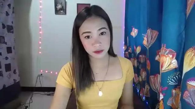 Image 10 of urbaby_kimmy69 Stream on Chaturbate on 13 months ago