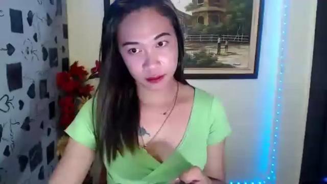 Image 12 of urbaby_kimmy69 Stream on Chaturbate on 13 months ago