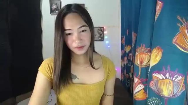 Thumbnail 3, urbaby_kimmy69's Stream at Chaturbate, 12 months ago