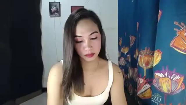 Thumbnail 2, urbaby_kimmy69's Stream at Chaturbate, 12 months ago