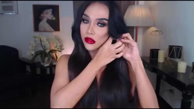 Image 4 of urbarbiecumts Stream on Chaturbate on 18 months ago