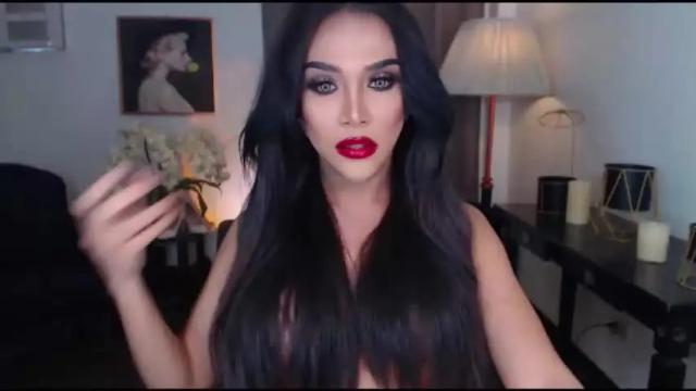 Image 7 of urbarbiecumts Stream on Chaturbate on 18 months ago