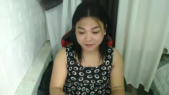 Image 2 of urbby_dimple Stream on Chaturbate on 16 months ago