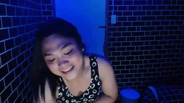 Image 4 of urbby_dimple Stream on Chaturbate on 15 months ago