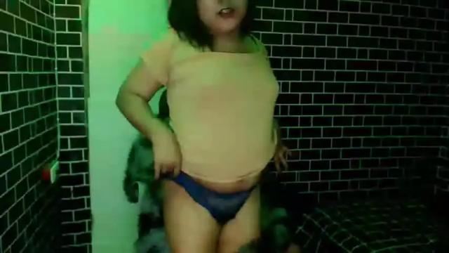 Image 3 of urbby_dimple Stream on Chaturbate on 13 months ago