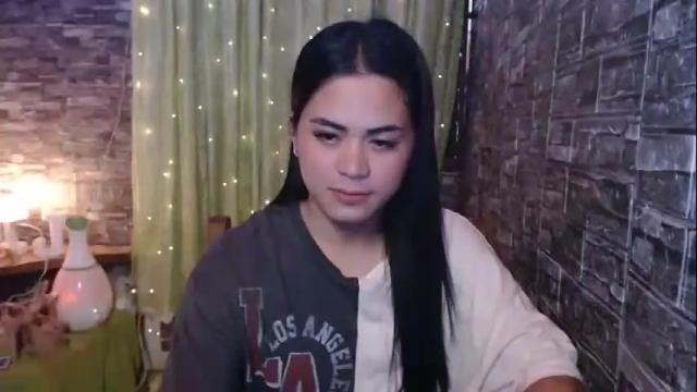 Image 7 of urbbylovelyvan Stream on Chaturbate on 2 months ago