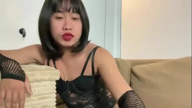 Image 12 of urchattelbitchxx Stream on Chaturbate on 20 months ago