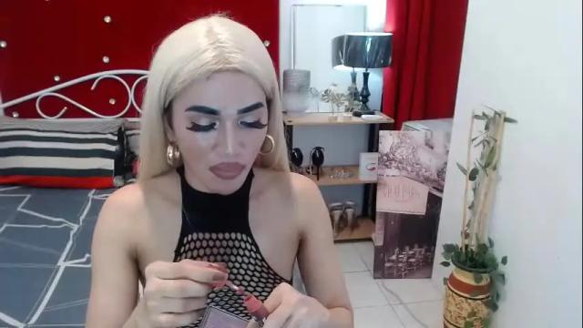 Image 4 of urcumgirlasiants Stream on Chaturbate on 1 month ago