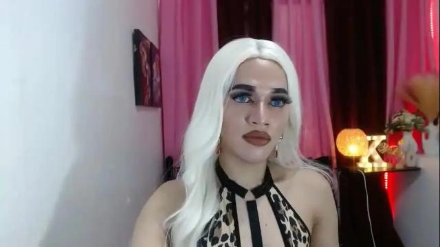 Image 12 of urcumgirlasiants Stream on Chaturbate on 1 month ago