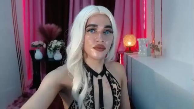 Image 8 of urcumgirlasiants Stream on Chaturbate on 16 days ago