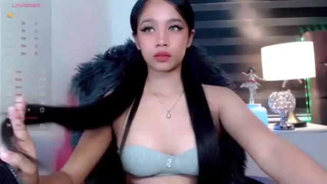 Image 4 of urdarling_caroline Stream on Chaturbate on 17 months ago