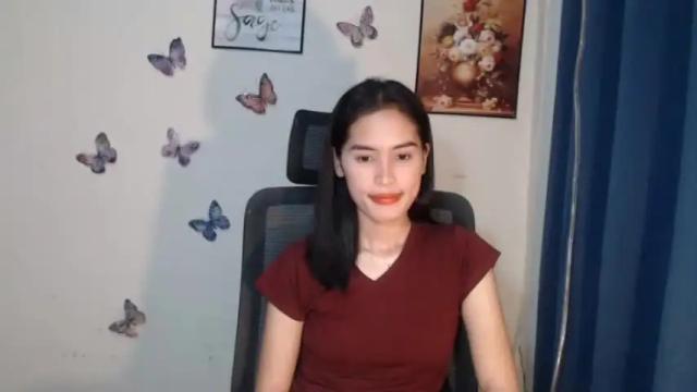 Image 2 of urdestiny_jasmine Stream on Chaturbate on 17 months ago