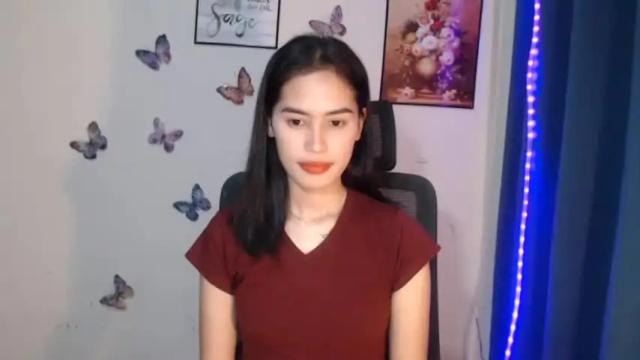 Image 4 of urdestiny_jasmine Stream on Chaturbate on 17 months ago