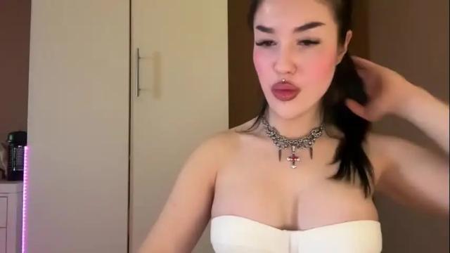 Image 7 of urdevilbaby Stream on Chaturbate on 1 month ago