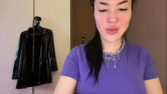 Image 10 of urdevilbaby Stream on Chaturbate on 1 month ago