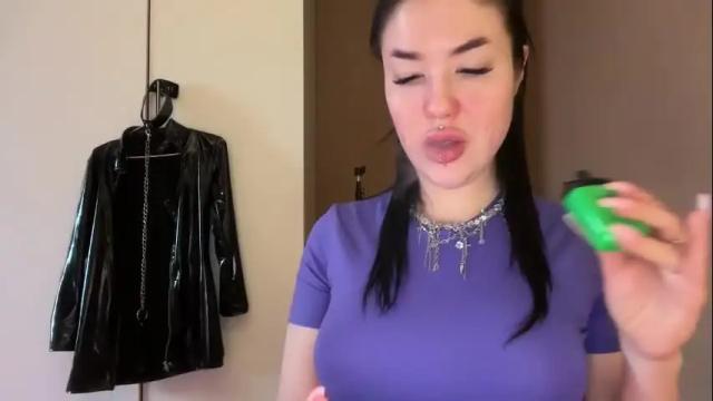 Image 6 of urdevilbaby Stream on Chaturbate on 1 month ago