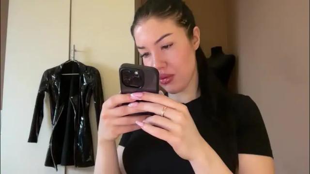 Image 2 of urdevilbaby Stream on Chaturbate on 1 month ago