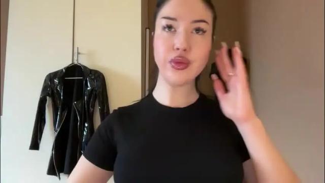 Image 3 of urdevilbaby Stream on Chaturbate on 1 month ago