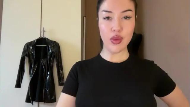 Image 4 of urdevilbaby Stream on Chaturbate on 1 month ago