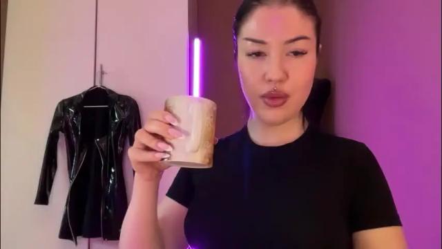 Image 8 of urdevilbaby Stream on Chaturbate on 1 month ago