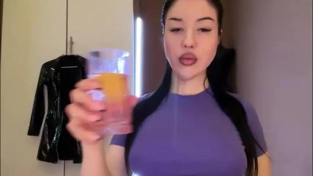 Image 3 of urdevilbaby Stream on Chaturbate on 1 month ago