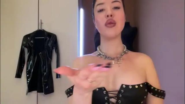 Image 3 of urdevilbaby Stream on Chaturbate on 1 month ago