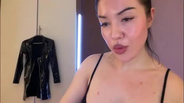 Image 4 of urdevilbaby Stream on Chaturbate on 1 month ago