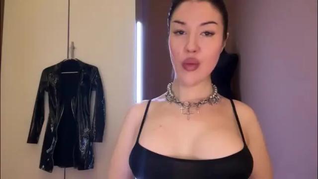 Image 6 of urdevilbaby Stream on Chaturbate on 1 month ago