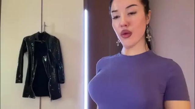 Image 4 of urdevilbaby Stream on Chaturbate on 16 days ago