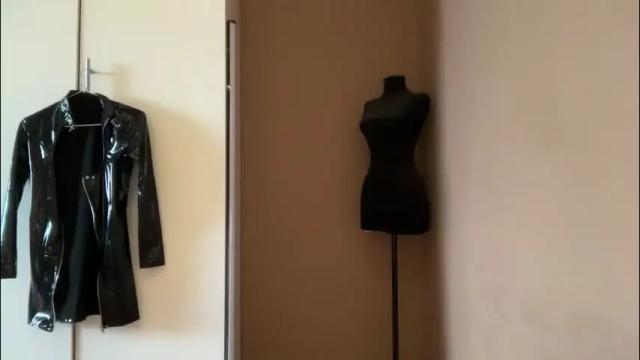 Image 3 of urdevilbaby Stream on Chaturbate on 10 days ago