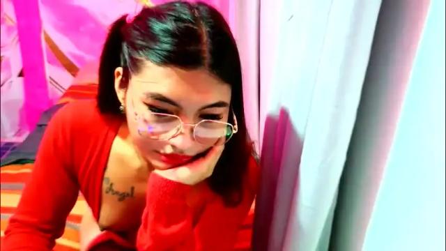 Image 12 of urdream_bride Stream on Chaturbate on 27 days ago