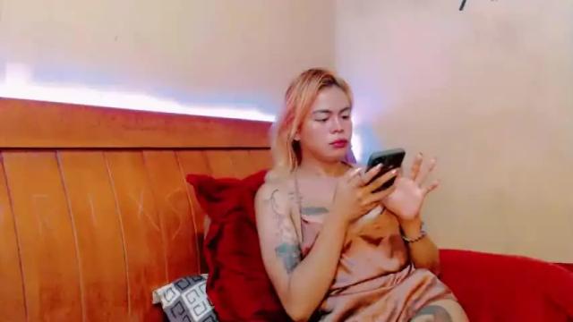 Image 12 of urdreamasian_honey28 Stream on Chaturbate on 16 months ago