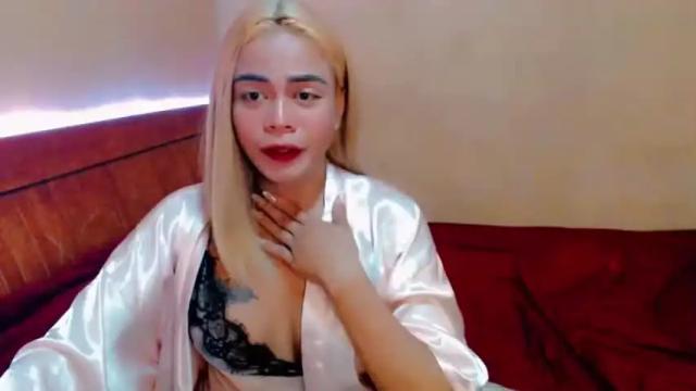 Image 6 of urdreamasian_honey28 Stream on Chaturbate on 16 months ago