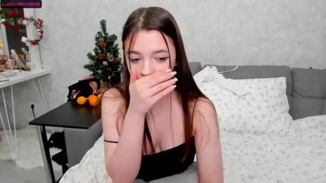 Image 10 of urgirl__nextdoor__ Stream on Chaturbate on 16 months ago