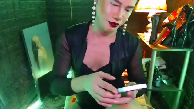 Image 8 of urhardcockqueenxxx Stream on Chaturbate on 2 months ago
