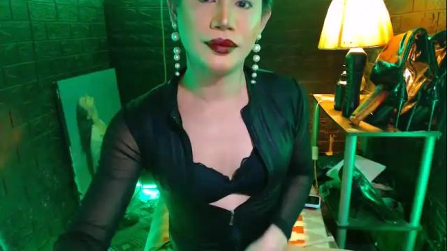 Image 6 of urhardcockqueenxxx Stream on Chaturbate on 1 month ago