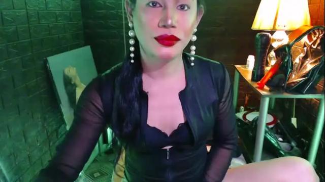 Image 12 of urhardcockqueenxxx Stream on Chaturbate on 1 month ago