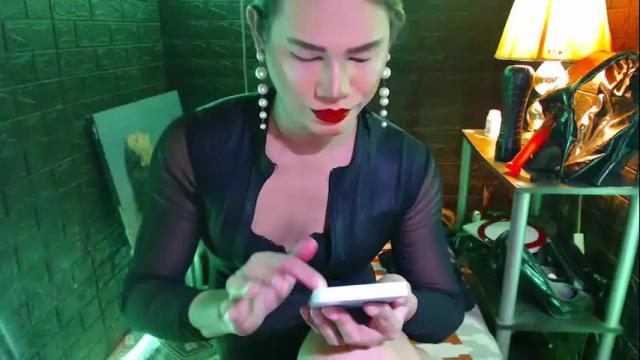 Image 8 of urhardcockqueenxxx Stream on Chaturbate on 1 month ago
