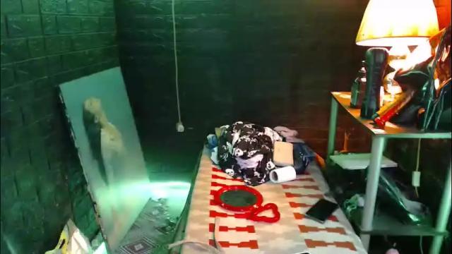 Image 2 of urhardcockqueenxxx Stream on Chaturbate on 2 months ago