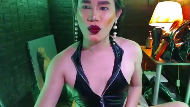 Image 3 of urhardcockqueenxxx Stream on Chaturbate on 2 months ago
