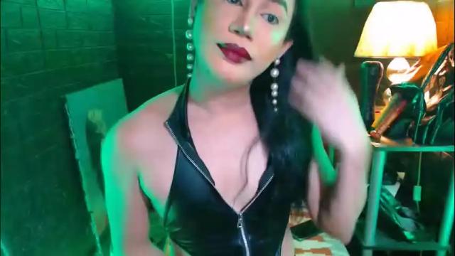 Image 3 of urhardcockqueenxxx Stream on Chaturbate on 1 month ago