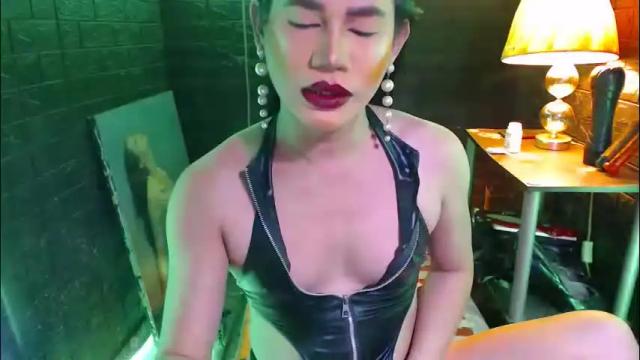 Image 6 of urhardcockqueenxxx Stream on Chaturbate on 1 month ago