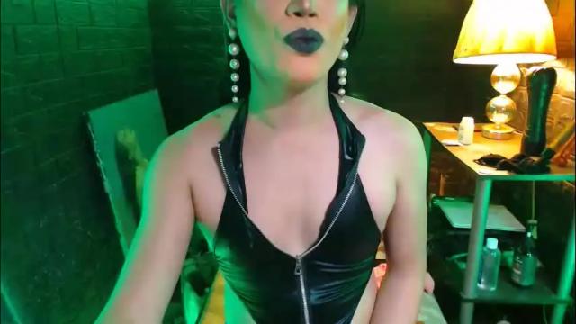 Image 12 of urhardcockqueenxxx Stream on Chaturbate on 1 month ago