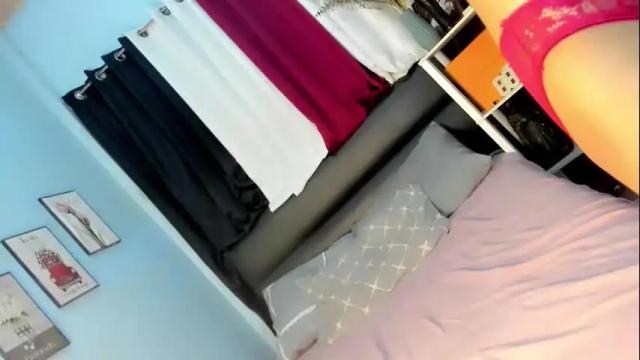 Image 10 of urhot_fcking_zoey Stream on Chaturbate on 2 months ago