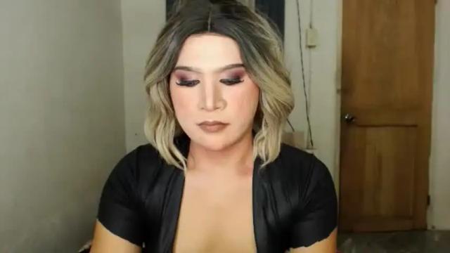 Image 2 of urjerkingdoll Stream on Chaturbate on 1 month ago