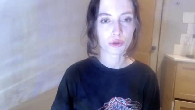 Image 3 of urkiss Stream on Chaturbate on 16 months ago
