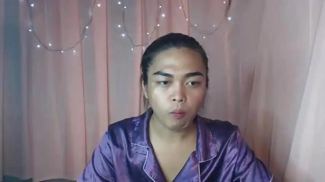 Image 2 of urlovelypinay2000xxx Stream on Chaturbate on 19 months ago