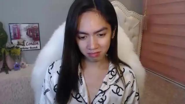 Image 10 of urlovelypinayxxx Stream on Chaturbate on 19 months ago